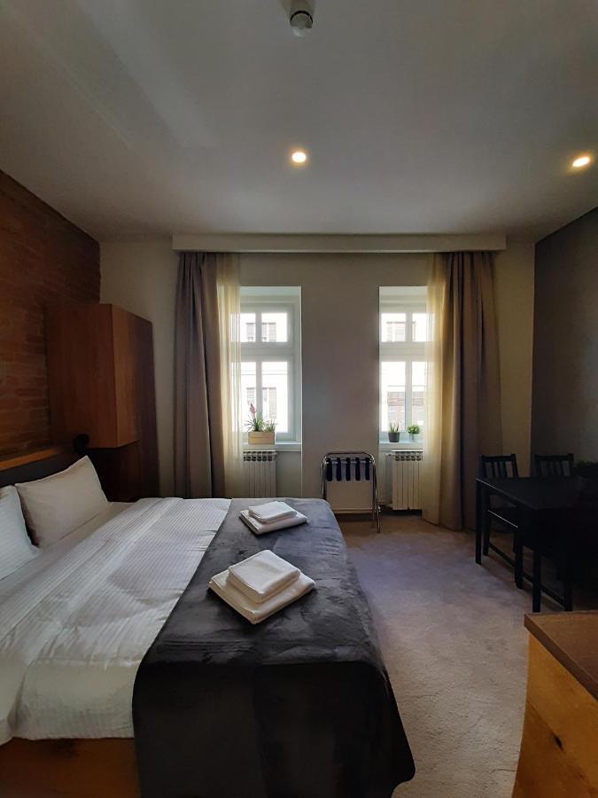 Urban Lodge Belgrade Exterior photo